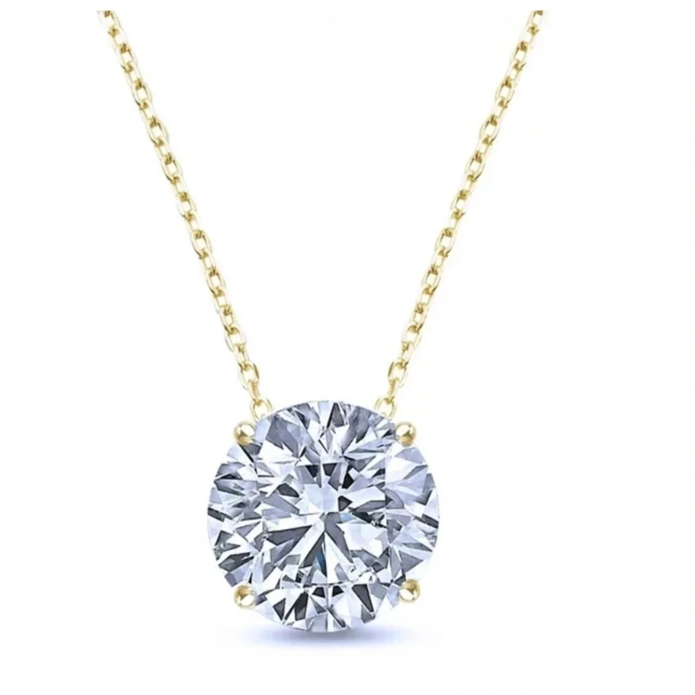 JeenMata Beautiful 1 Carat Round Cut Real Moissanite Solitaire Pendant Necklace - Picture 1 of 3